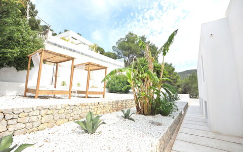 Villa Seahorse: Trap, Beton, Tuin, Landscaping, Landgoed, Schaduw, Ontwerp, Gang, Toevlucht, Eco Hotel
