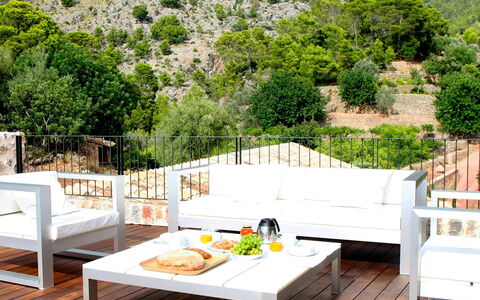 Villa Arch: Meubilair, Buitenmeubels, Stoel, Tafel, Buitentafel, Patio, Hardwood, Tuin, Schaduw