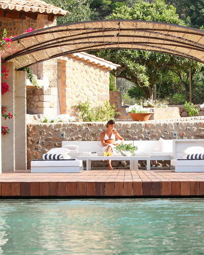 Villa Arch