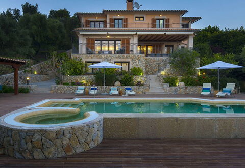 Villa Bridgitte: Zwembad, Woongebied, Toevlucht, Huis, Huis, Landgoed, Villa, Eco Hotel, Boerderij, Herenhuis