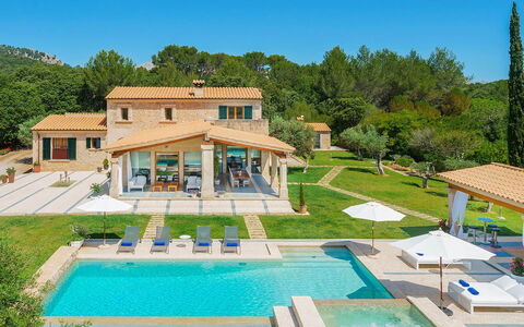 Villa Serafino: Zwembad, Recreatie, Toevlucht, Vrije Tijd, Landgoed, Vakantie, Villa, Hacienda, Paraplu, Herenhuis