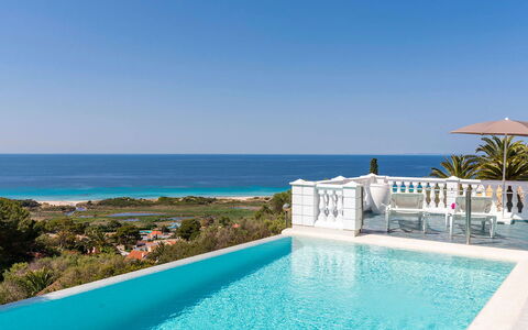 Villa Superba: Blauw, Water, Zwemwater, Zee, Zwembad, Kust En Oceanic Landvormen, Toevlucht, Kust, Oceaan, Strand