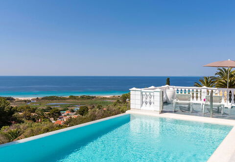 Villa Superba: Blauw, Water, Zwemwater, Zee, Zwembad, Kust En Oceanic Landvormen, Toevlucht, Kust, Oceaan, Strand