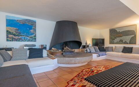 Casa Gigliola: Meubilair, Flooring, Interieur Ontwerp, Verdieping, Woonkamer, Bankstel, Verlichting, Kamer, Appartement