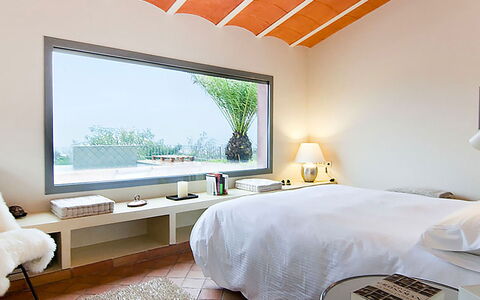 Casa Jhonny: Meubilair, Interieur Ontwerp, Bed, Muur, Slaapkamer, Verdieping, Flooring, Plafond, Hout, Huis