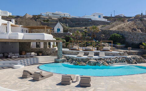 Villa Talia: Zwembad, Toevlucht, Ontwerp, Waterpartij, Hotel, Badplaats, Villa, Eco Hotel, Badplaats