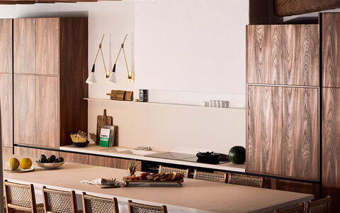 Villa Talia: Meubilair, Flooring, Hout, Interieur Ontwerp, Verdieping, Houten Vloer, Tafel, Bruin, Keuken, Keuken En Eettafel