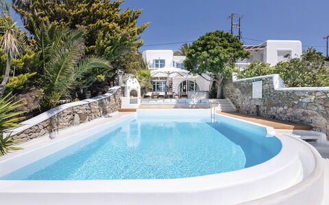 Villa Tiche: Zwembad, Toevlucht, Kamerplant, Eco Hotel, Hotel, Villa, Bloempot, Binnenplaats, Buitenmeubels