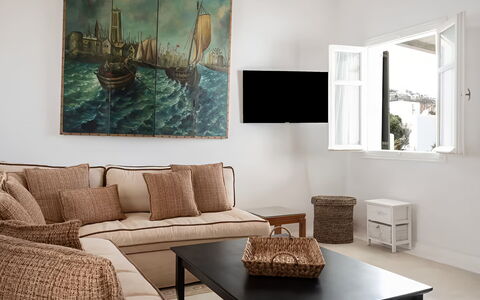 Mykonos Pool House 3: Meubilair, Interieur Ontwerp, Bankstel, Woonkamer, Tafel, Kamer, Huis, Fotolijst, Verdieping