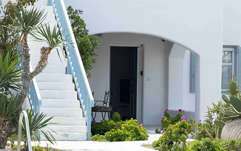 Mykonos Pool House 4: Blauw, Zwembad, Toevlucht, Landgoed, Buitenmeubels, Villa, Ligstoel, Hacienda, Hotel, Eco Hotel