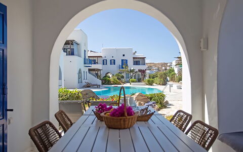 Mykonos Pool House 8: Blauw, Huis, Toevlucht, Landgoed, Villa, Hotel, Stoel, Zwembad, Buitenmeubels, Ligstoel