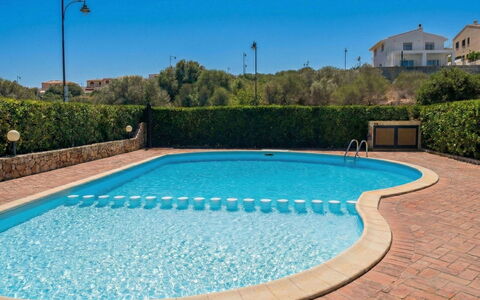 Vacanze Nespolo: Blauw, Water, Zwembad, Samengesteld Materiaal, Toevlucht, Buitenmeubels, Vrije Tijd, Schaduw, Tegel, Eco Hotel