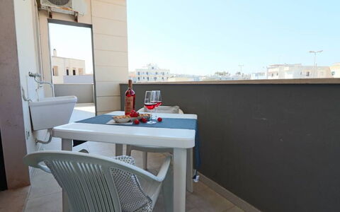 Gio: Verdieping, Stoel, Appartement, Balkon, Buitenmeubels, Buitentafel
