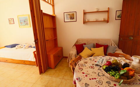 Cecilia: Meubilair, Slaapkamer, Interieur Ontwerp, Hout, Bed, Kamer, Flooring, Laken, Verdieping, Textiel