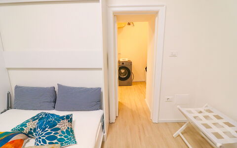 Penelope'S House Centro Storico: Interieur Ontwerp, Verdieping, Flooring, Meubilair, Slaapkamer, Hout, Kamer, Bed, Textiel, Linens
