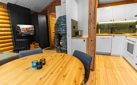 Njalla: Meubilair, Stoel, Buitenmeubels, Tafel, Hout, Buitentafel, Keuken En Eettafel, Schaduw, Tuin, Paraplu