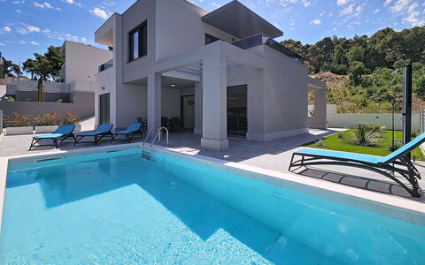 Aloa Iv: Blauw, Zwembad, Toevlucht, Villa, Hotel, Eco Hotel, Penthouse