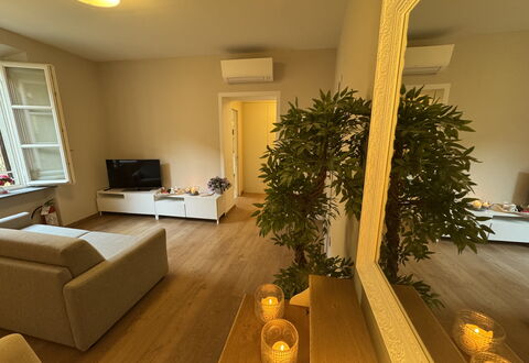 Casa Elena 13: Meubilair, Interieur Ontwerp, Flooring, Muur, Verdieping, Hout, Kamer, Plafond, Verlichting, Woonkamer