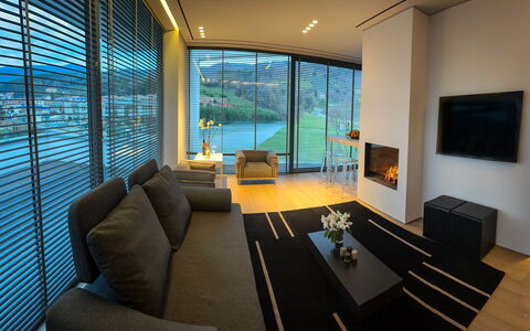 Villa Bilor Luxe: Meubilair, Interieur Ontwerp, Flooring, Bankstel, Verdieping, Woonkamer, Verlichting, Huis, Plafond, Appartement