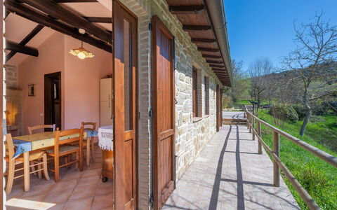 Il Giuncheto, Pool, Amazing View, Umbrian Countrys: Hout, Deur, Verblijf, Hardwood, Beits, Keuken En Eettafel, Steen, Veranda, Plank, Boerderij