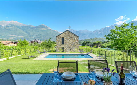 La Serena: Huis, Verblijf, Bergketen, Boerderij, Landgoed, Tuin, Alpen, Vallei, Ridge, Landscaping