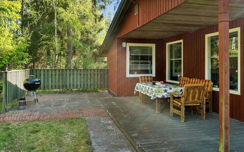 Sigge - 5Km from the Sea: Hout, Huis, Veranda, Dek, Hardwood, Dak, Beits, Houten Vloer, Eco Hotel
