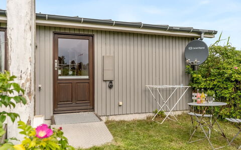 Signhild - 5M to the Fjord: Hout, Huis, Verblijf, Huis, Dak, Landelijk Gebied, Siding, Blokhut, Garden Gebouwen, Hardwood