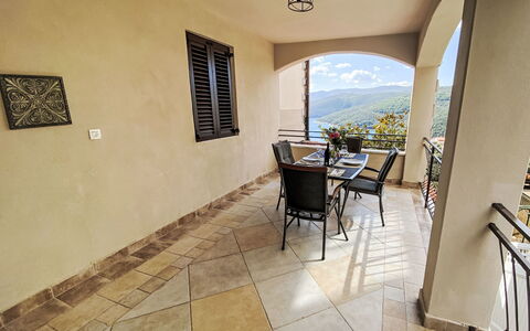 Accommodatie:&nbsp;Partial Sea & City View 103.1
