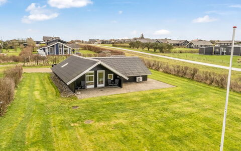 Arold - 600M to the Fjord: Blauw, Verblijf, Huis, Huis, Boerderij, Landgoed, Siding