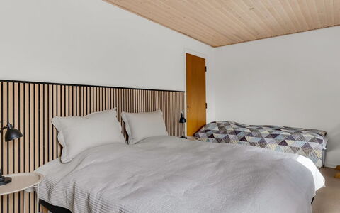 Wildemor - 30Km from the Sea: Interieur Ontwerp, Meubilair, Bed, Slaapkamer, Muur, Hout, Flooring, Laken, Verdieping, Plafond