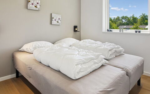 Biergh - 30Km from the Sea: Bed, Slaapkamer, Bedding, Laken, Hout, Linens, Interieur Ontwerp, Bed Frame, Meubilair, Verdieping