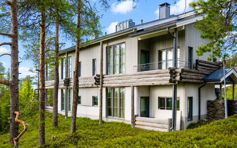 Rukatunturintie 8 G2: Huis, Verblijf, Landgoed, Veranda, Siding, Schaduw, Werf, Villa, Eco Hotel