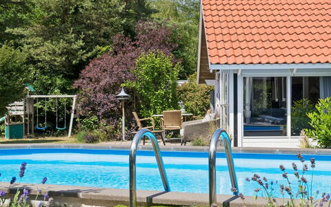 Saija - 2.1Km from the Sea: Zwembad, Struik, Vrije Tijd, Toevlucht, Tuin, Recreatie, Schaduw, Landscaping, Backyard