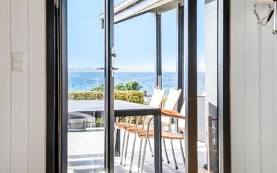 Gertina - 100M from the Sea