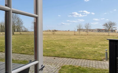 Hinrich - 4.5Km from the Sea
