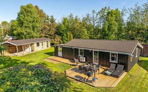 Stefana - from the Sea: Huis, Dak, Verblijf, Landgoed, Tuin, Garden Gebouwen, Landscaping, Gazon, Werf, Ontwerp