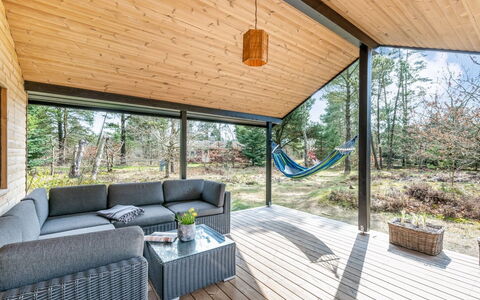 Anu - 2Km to the Fjord: Meubilair, Hout, Interieur Ontwerp, Flooring, Verdieping, Stoel, Kamer, Plafond, Woonkamer, Appartement