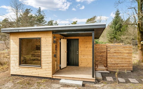 Anu - 2Km to the Fjord: Meubilair, Hout, Interieur Ontwerp, Flooring, Verdieping, Stoel, Kamer, Plafond, Woonkamer, Appartement