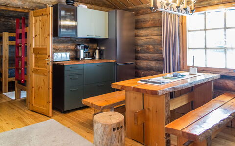 Kelosyväri 13: Hout, Verblijf, Huis, Huis, Deur, Hardwood, Garden Gebouwen, Beits, Blokhut, Plank
