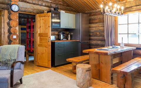 Kelosyväri 13: Hout, Verblijf, Huis, Huis, Deur, Hardwood, Garden Gebouwen, Beits, Blokhut, Plank