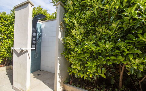 Villa i Gabbiani Otranto: Schaduw, Tuin, Landscaping, Haag, Eco Hotel, Gang, Backyard