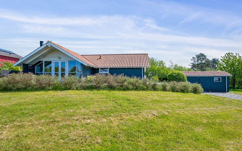 Caranus - 120M from the Sea: Zwembad, Boerderij, Landgoed, Villa, Toevlucht, Hacienda, Eco Hotel, Backyard