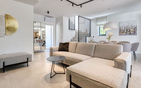 Dream: Meubilair, Interieur Ontwerp, Flooring, Bankstel, Verdieping, Muur, Woonkamer, Hout, Plafond, Kamer
