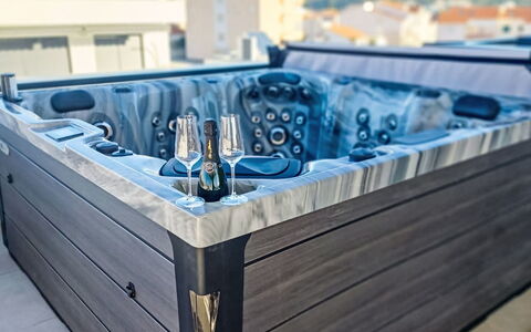 Trogir Okrug Gornji 326: Toevlucht, Zwembad, Hotel, Badplaats, Badplaats, Hacienda, Thermae, Tropen, Villa