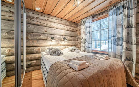 Riekkopolku: Hout, Interieur Ontwerp, Slaapkamer, Verdieping, Flooring, Plafond, Huis, Bed, Kamer, Hardwood