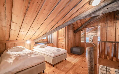 Riekkopolku: Hout, Verblijf, Huis, Huis, Deur, Hardwood, Garden Gebouwen, Beits, Blokhut, Plank