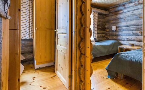 Mäkikelo: Hout, Flooring, Plafond, Verdieping, Interieur Ontwerp, Beits, Hardwood, Plank, Kamer, Blokhut
