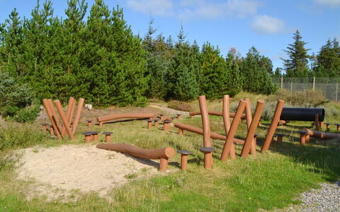 Udder - 1.3Km from the Sea: 