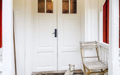 Kråktorpet: Facade, Dak, Zonne Energie, Schaduw, Zonne-Energie, Schuur, Siding