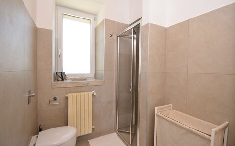 Villa Il Carato, Private Pool, Modica: Flooring, Verdieping, Muur, Loodgieterswerkinrichting, Interieur Ontwerp, Badkamer, Hout, Kamer, Loodgieter, Wastafel